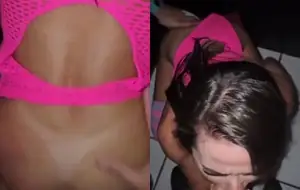 Novinha brasileira safada fodendo no banheiro